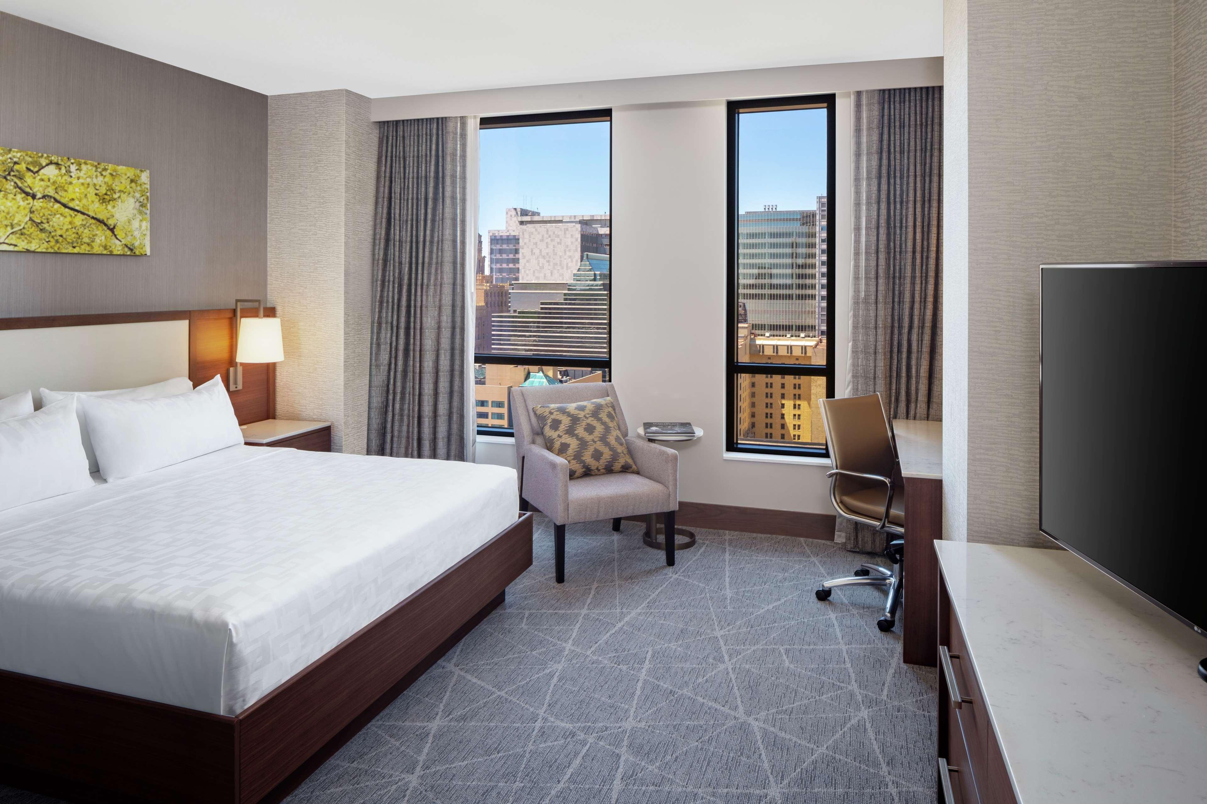 Hilton Rochester Mayo Clinic Area Екстер'єр фото