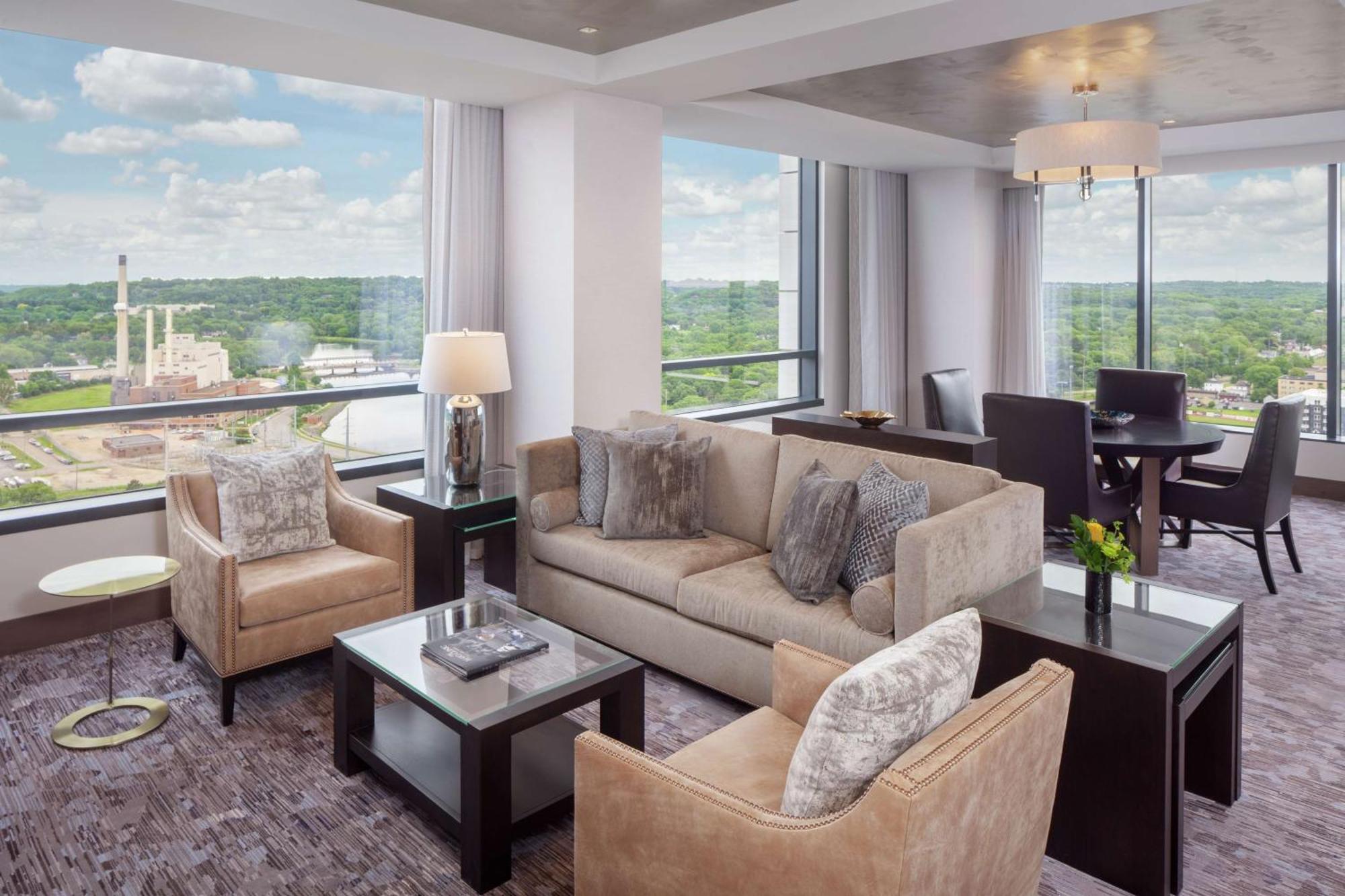 Hilton Rochester Mayo Clinic Area Екстер'єр фото